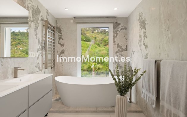 Resale - Detached villa - Marbella - La Mairena