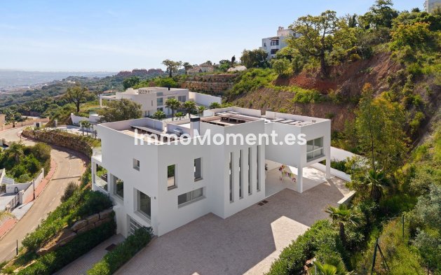 Resale - Detached villa - Marbella - La Mairena
