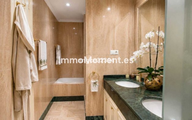 Wiederverkauf - Wohnung - Marbella - Sierra Blanca