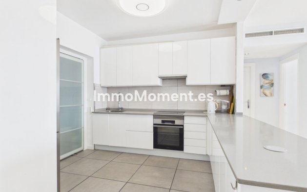 Resale - Apartment - Manilva