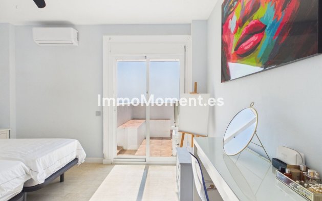 Resale - Apartment - Manilva
