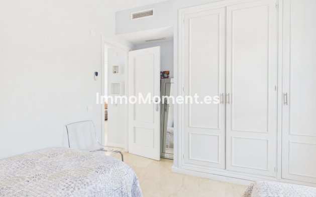 Resale - Apartment - Manilva