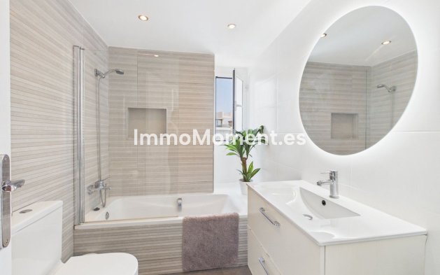 Resale - Apartment - Manilva
