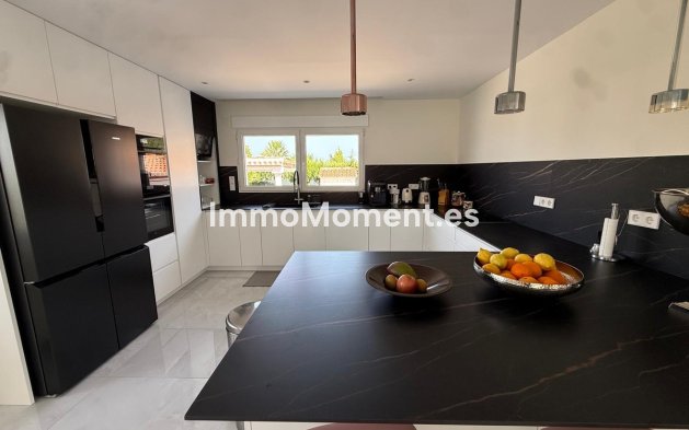 Resale - Detached villa - Denia - Denia Centro