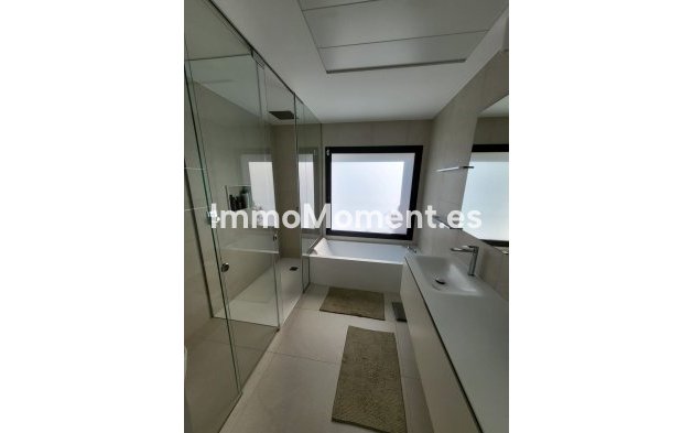 Wiederverkauf - Freistehende Villa - Orihuela - Orihuela Centro