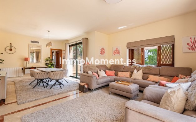 Revente - Appartement - Estepona  - Estepona Centro