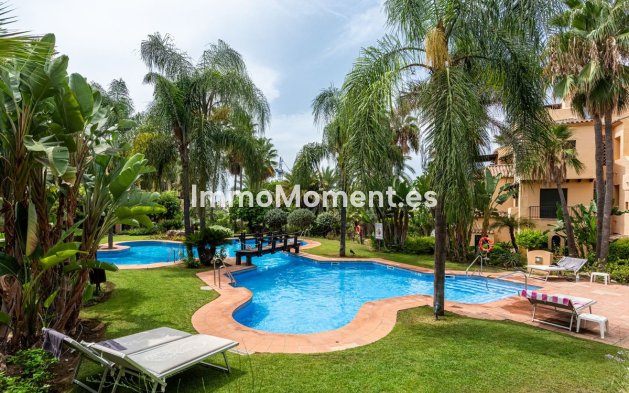 Revente - Appartement - Estepona  - Estepona Centro