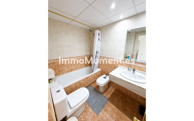 Wiederverkauf - Wohnung - Marbella - Nueva Andalucía