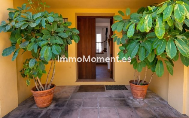 Resale - Detached villa - Sotogrande - Sotogrande Costa