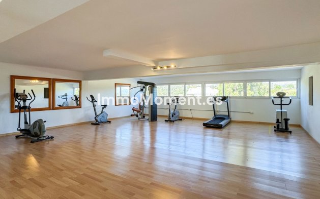 Wiederverkauf - Wohnung - Estepona  - Estepona Centro
