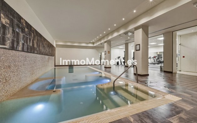 Bestaande woning - Appartement - Estepona  - Estepona Centro