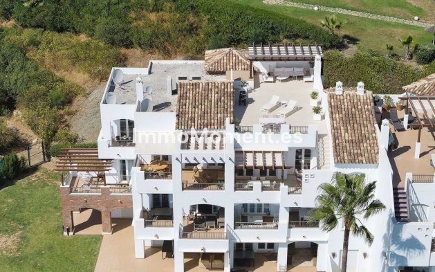 Resale - Apartment - Benahavís - Los Arqueros