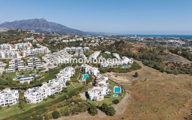 Resale - Apartment - Benahavís - Los Arqueros