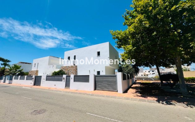 Bestaande woning - Vrijstaande villa - San Pedro del Pinatar - Lo Pagan
