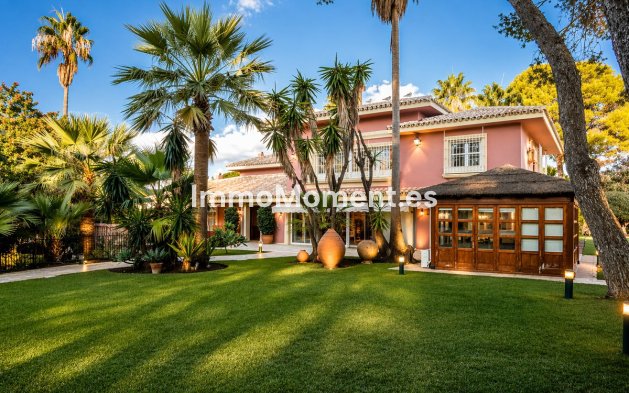 Wiederverkauf - Freistehende Villa - Marbella - Guadalmina Baja
