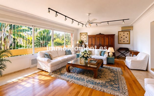Wiederverkauf - Freistehende Villa - Marbella - Guadalmina Baja