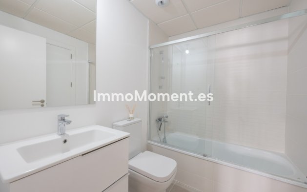 Wiederverkauf - Wohnung - Estepona  - Estepona Centro