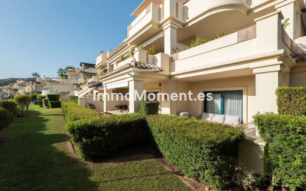 Resale - Apartment - Benahavís - Benahavís Centro