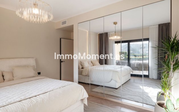 Resale - Apartment - Benahavís - Benahavís Centro