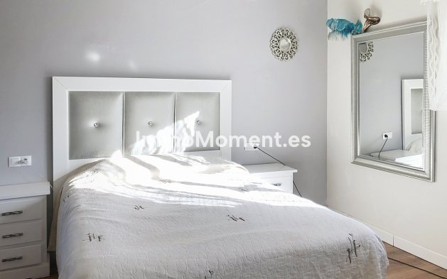 Reventa - Villa independiente - Estepona  - Estepona Centro