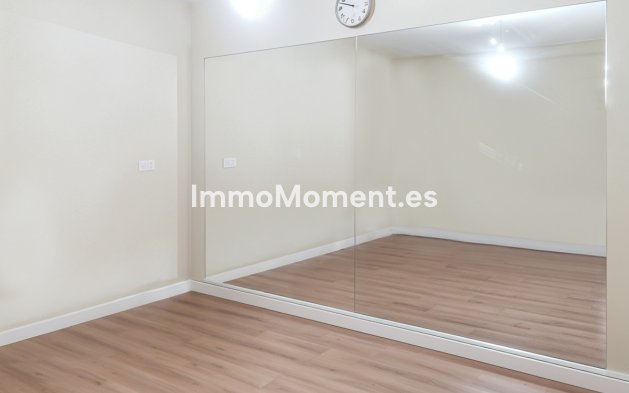 Reventa - Villa independiente - Estepona  - Estepona Centro