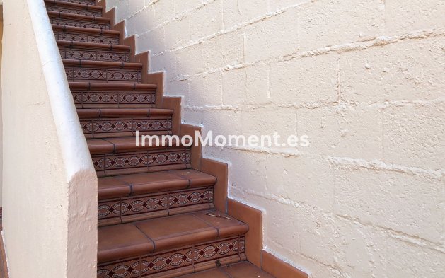 Reventa - Villa independiente - Estepona  - Estepona Centro