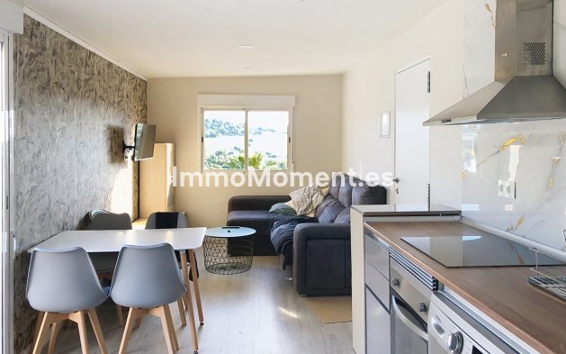 Reventa - Villa independiente - Estepona  - Estepona Centro
