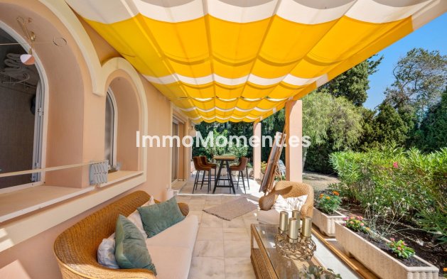 Resale - Detached villa - Marbella - Elviria