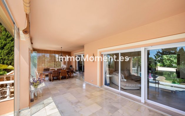 Resale - Detached villa - Marbella - Elviria
