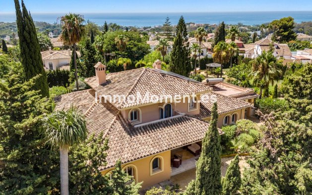 Resale - Detached villa - Marbella - Elviria