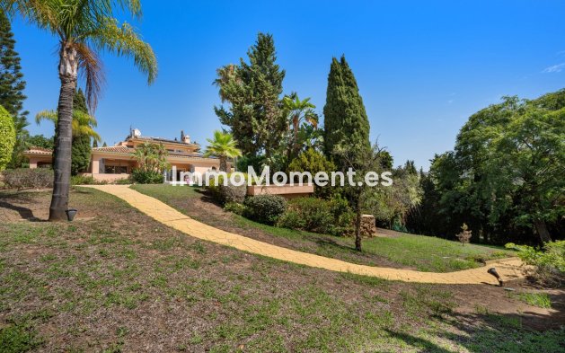 Resale - Detached villa - Marbella - Elviria