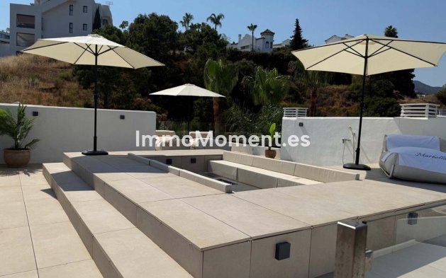Resale - Apartment - Benahavís - La Quinta