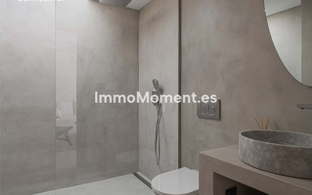 Resale - Apartment - Benahavís - La Quinta