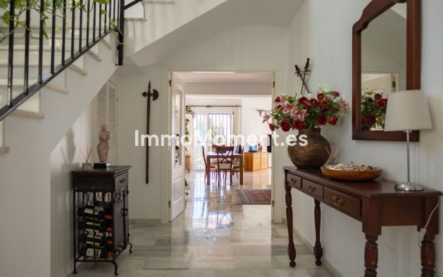 Bestaande woning - Vrijstaande villa - Estepona  - El Padron