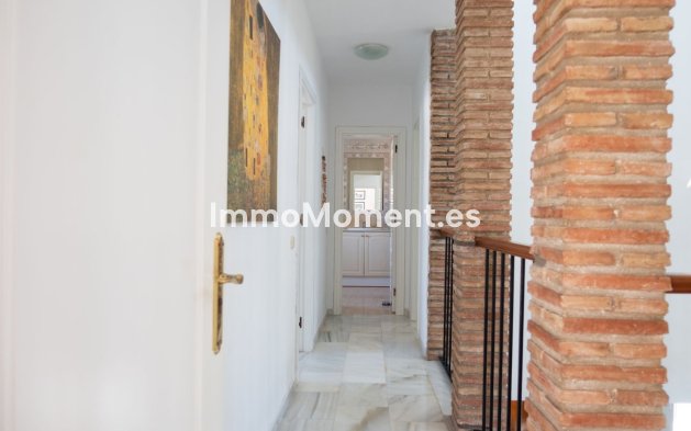 Bestaande woning - Vrijstaande villa - Estepona  - El Padron