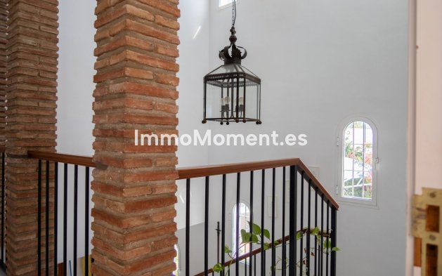 Bestaande woning - Vrijstaande villa - Estepona  - El Padron