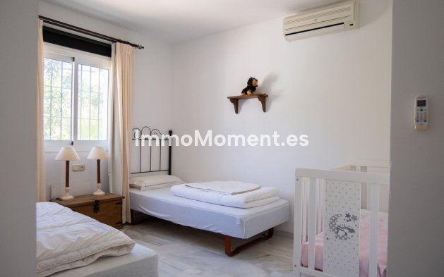 Bestaande woning - Vrijstaande villa - Estepona  - El Padron