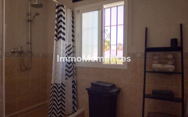 Bestaande woning - Vrijstaande villa - Estepona  - El Padron