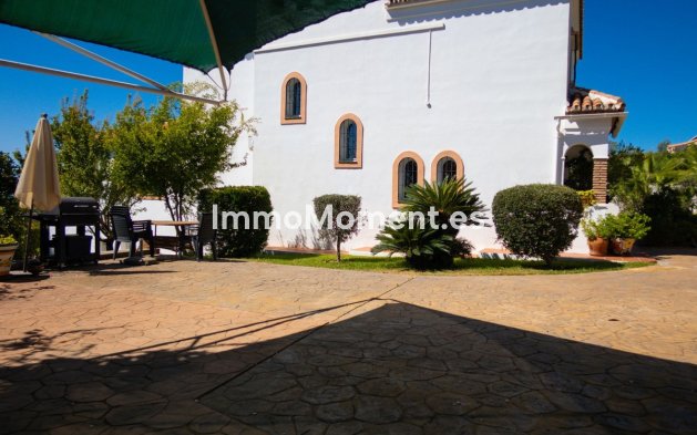 Bestaande woning - Vrijstaande villa - Estepona  - El Padron