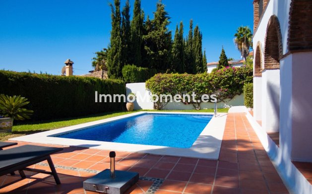 Bestaande woning - Vrijstaande villa - Estepona  - El Padron