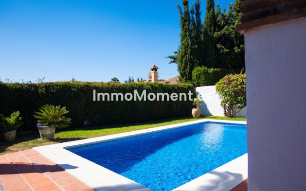 Bestaande woning - Vrijstaande villa - Estepona  - El Padron