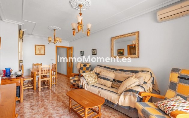 Resale - Apartment - Torrevieja - La Mata