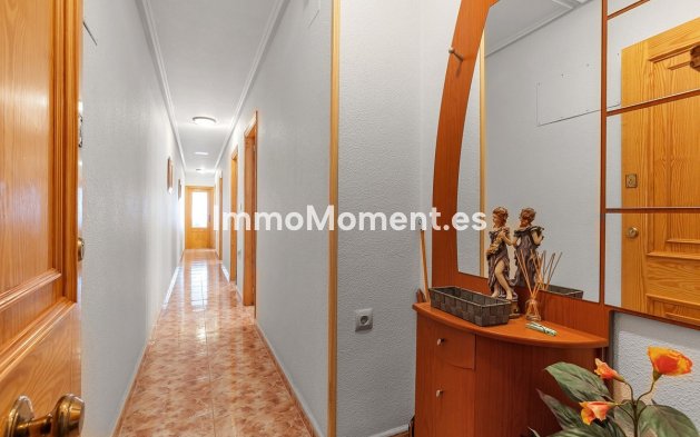 Resale - Apartment - Torrevieja - La Mata