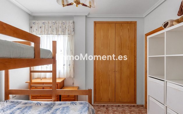 Resale - Apartment - Torrevieja - La Mata