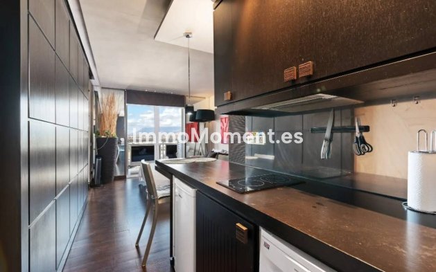 Resale - Apartment - Marbella - Nueva Andalucía
