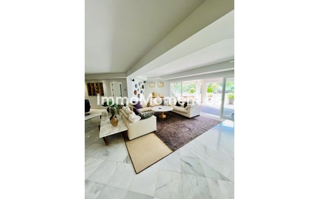 Wiederverkauf - Freistehende Villa - Marbella - Guadalmina Baja