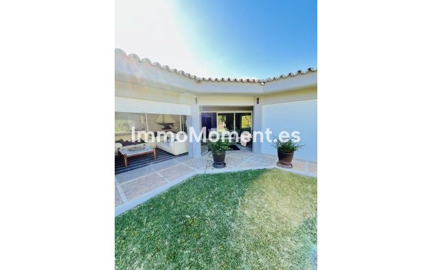 Wiederverkauf - Freistehende Villa - Marbella - Guadalmina Baja
