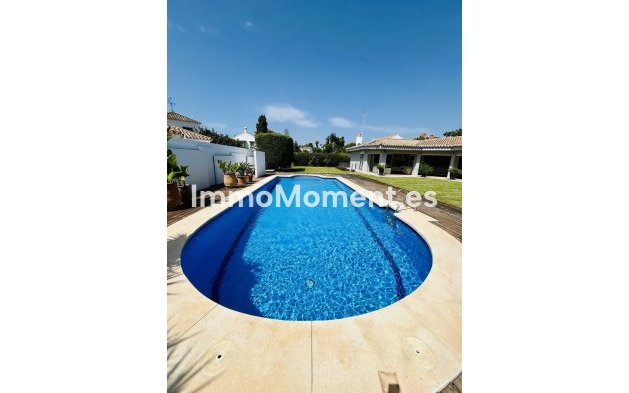 Wiederverkauf - Freistehende Villa - Marbella - Guadalmina Baja