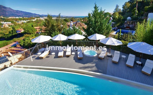 Reventa - Villa independiente - Marbella - Nueva Andalucía