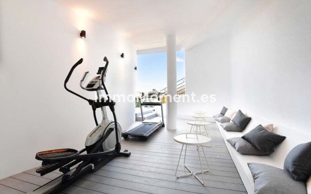 Reventa - Villa independiente - Marbella - Nueva Andalucía